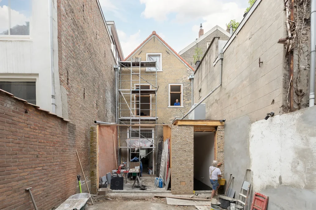 Achtergevel in uitvoering oude Delft 88