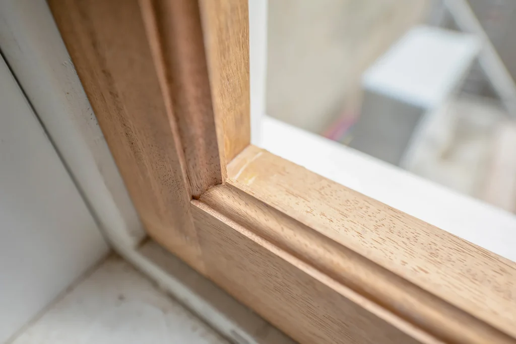 Oude delft 108 delft MCK architectuur renovatie verduurzaming kozijnen hout 