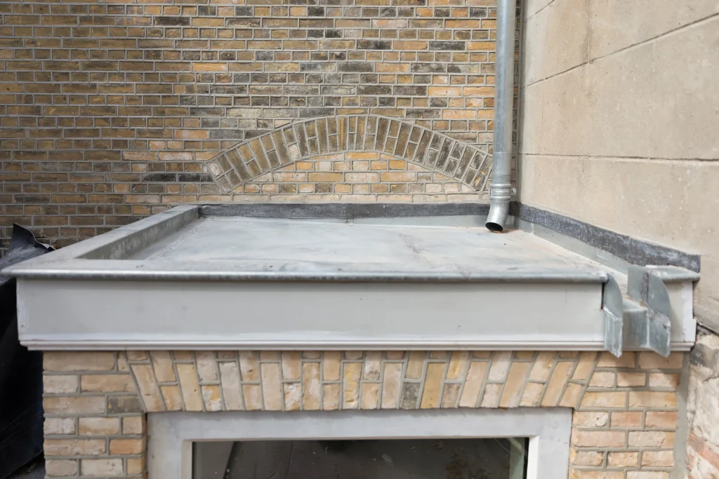 Oude delft 108 delft MCK architectuur renovatie verduurzaming gevel details 